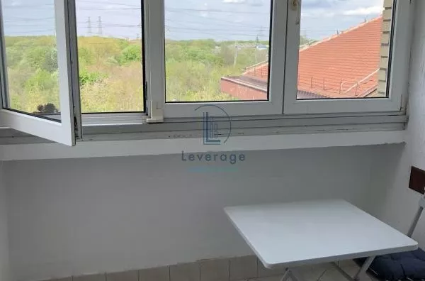 Četvoroiposoban stan | 4zida