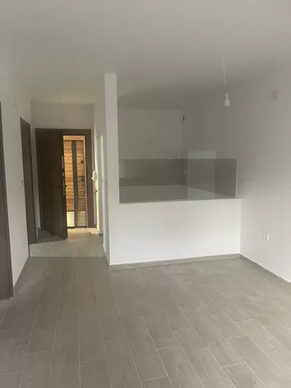 Cara Lazara | 4zida.rs