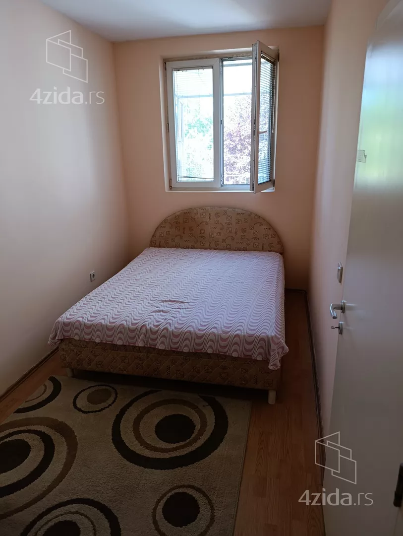 Beograd, Rakovica opština, Kanarevo Brdo, Vukasovićeva 10 - 4