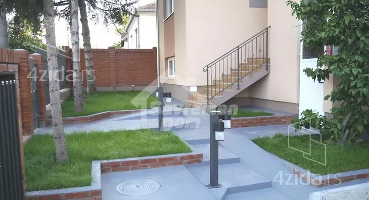 3-etažna kuća | 4zida