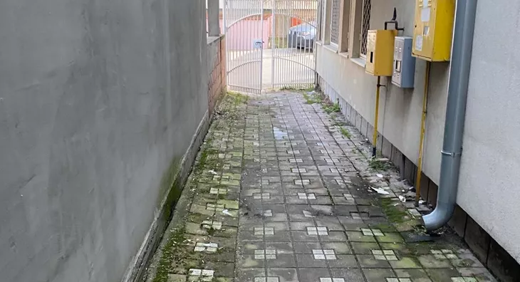 Lokal | 4zida