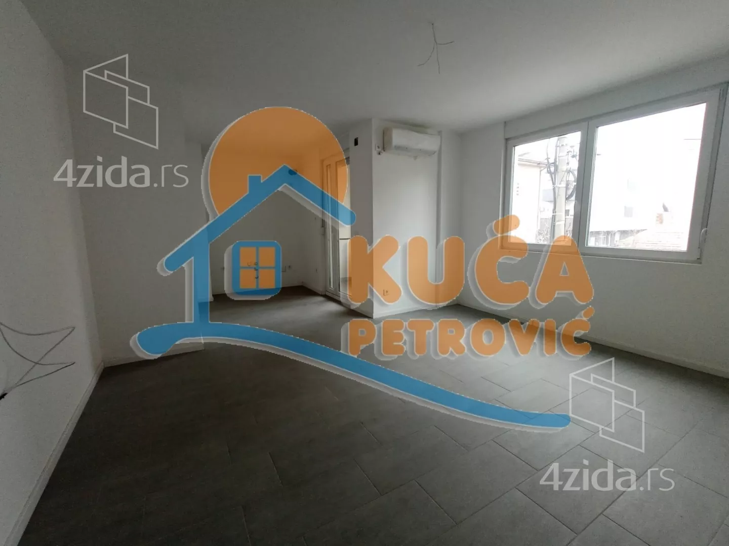 Lokal | 4zida