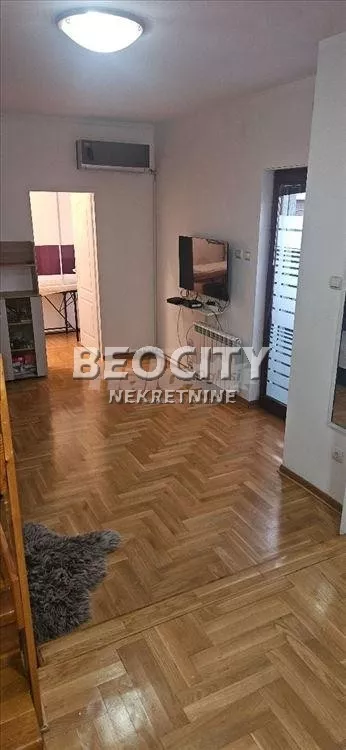 Učiteljsko Naselje | 4zida.rs