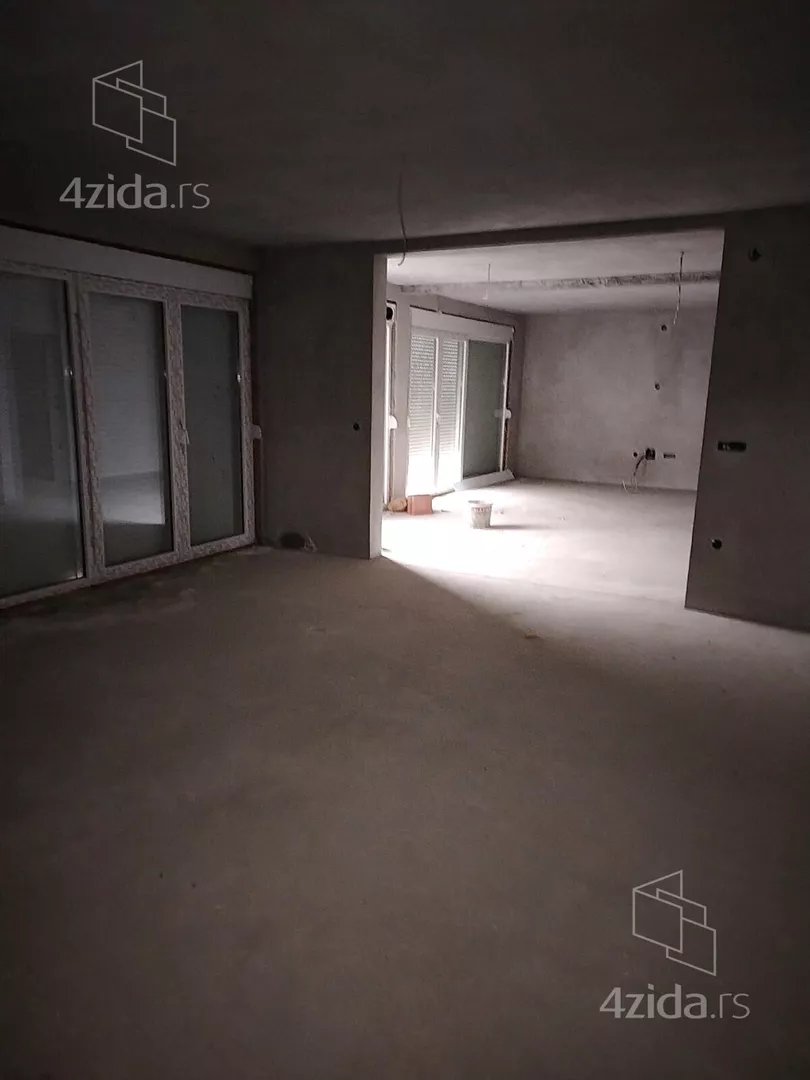 3-etažna kuća | 4zida