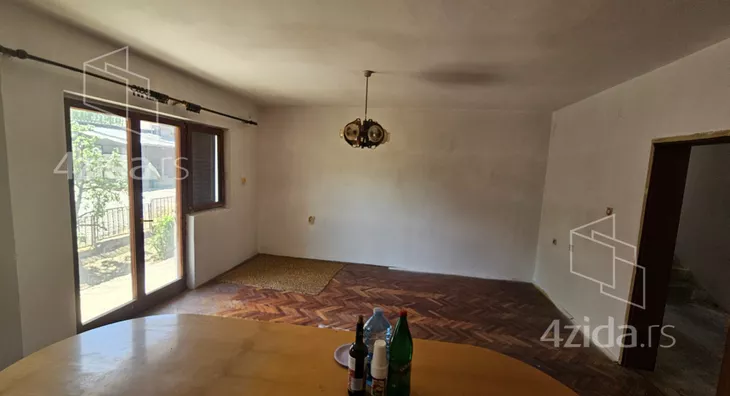 4-etažna kuća | 4zida