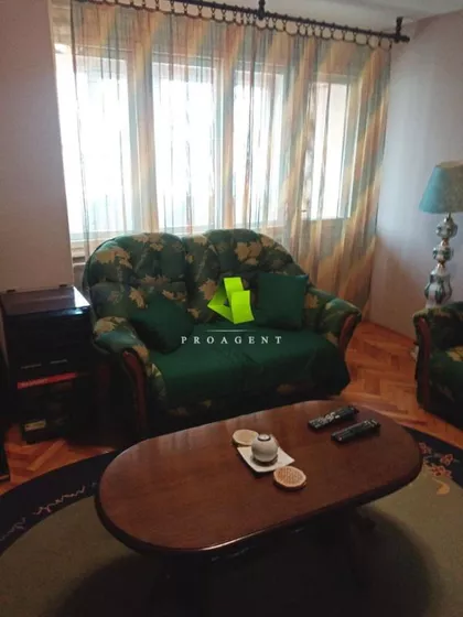 Dom Zdravlja | 4zida.rs