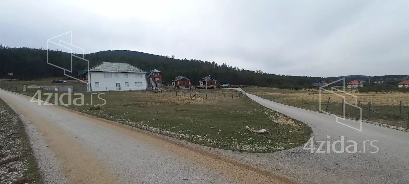 Građevinsko zemljište | 4zida