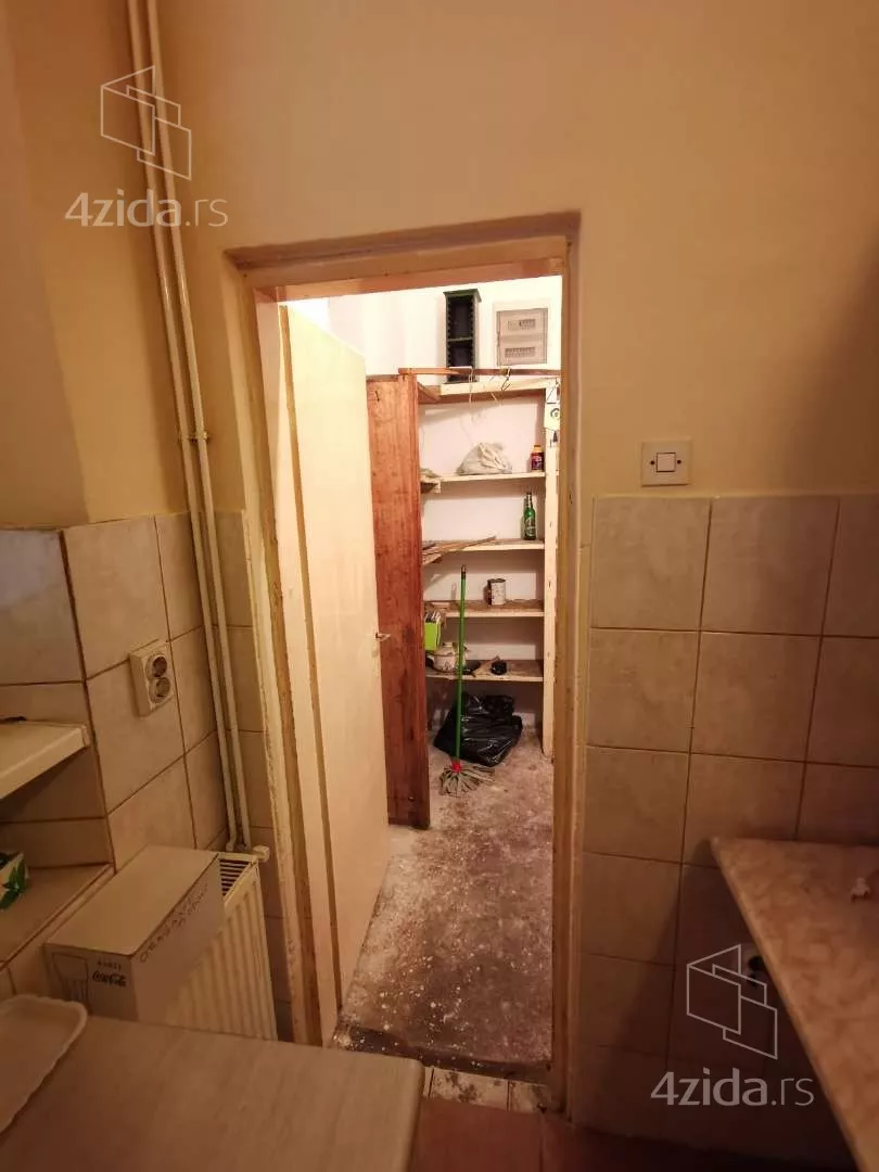 Kancelarija | 4zida