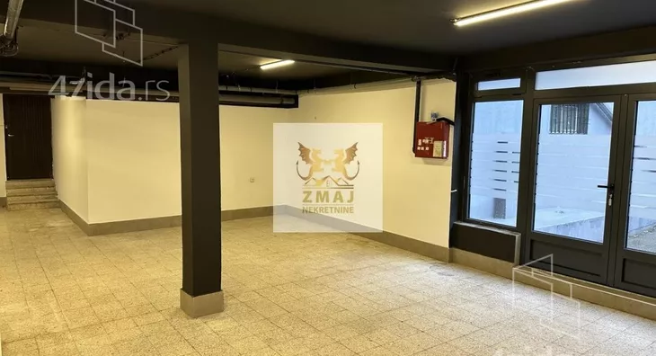 Poslovni prostor | 4zida