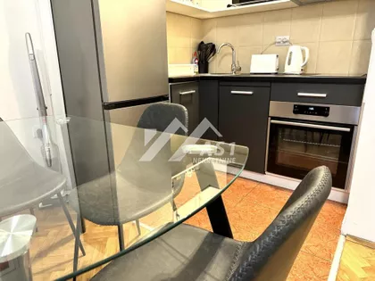 Petra Drapšina | 4zida.rs