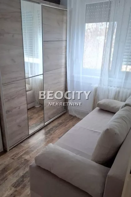 Dušana Vasiljeva | 4zida.rs