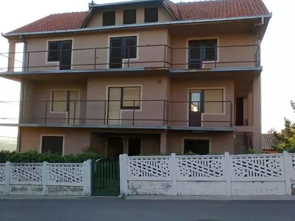Varoško Brdo | 4zida.rs
