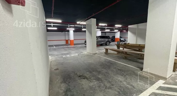 Parking | 4zida