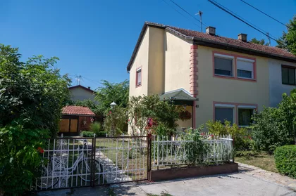 Naselje Ljube Doroslovačkog 41 | 4zida.rs