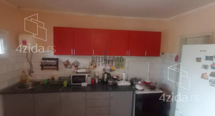 Šestosoban stan | 4zida