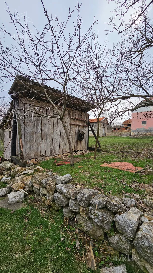Građevinsko zemljište | 4zida