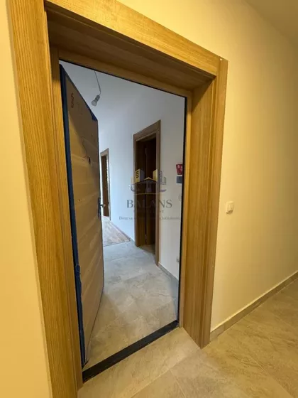 Stari Banovci | 4zida.rs