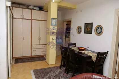 Cara Dušana | 4zida.rs