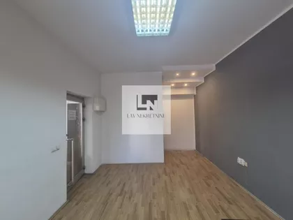 Crveni Krst Vračar | 4zida.rs