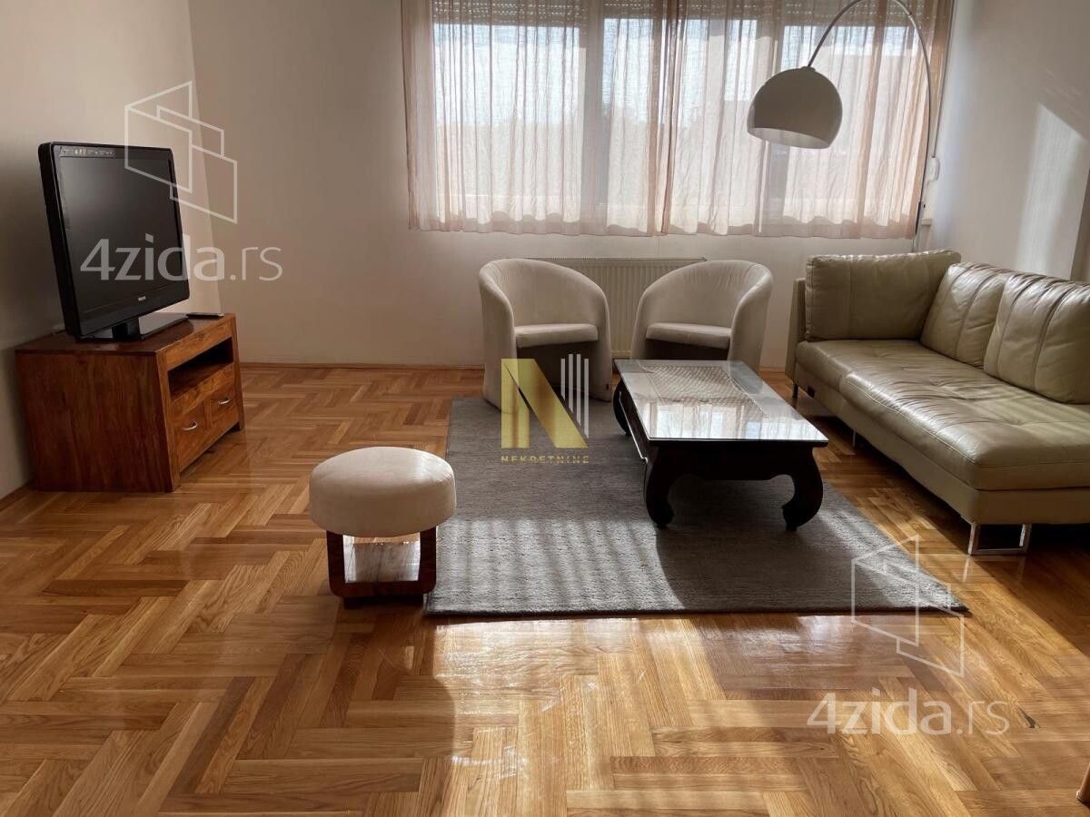 Apartment in Novi Sad, MZ Podbara