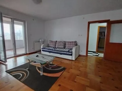 Surčin (mesto) | 4zida.rs