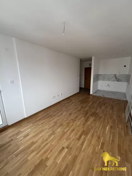 RUMENAČKI PUT | 4zida.rs