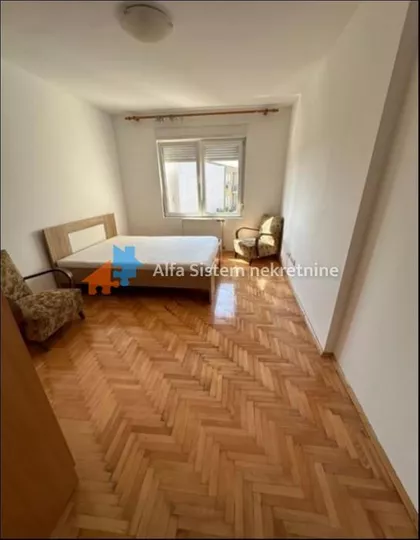 Učiteljsko Naselje | 4zida.rs