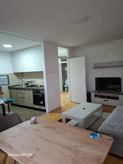 Branka Krsmanovića 6 | 4zida.rs