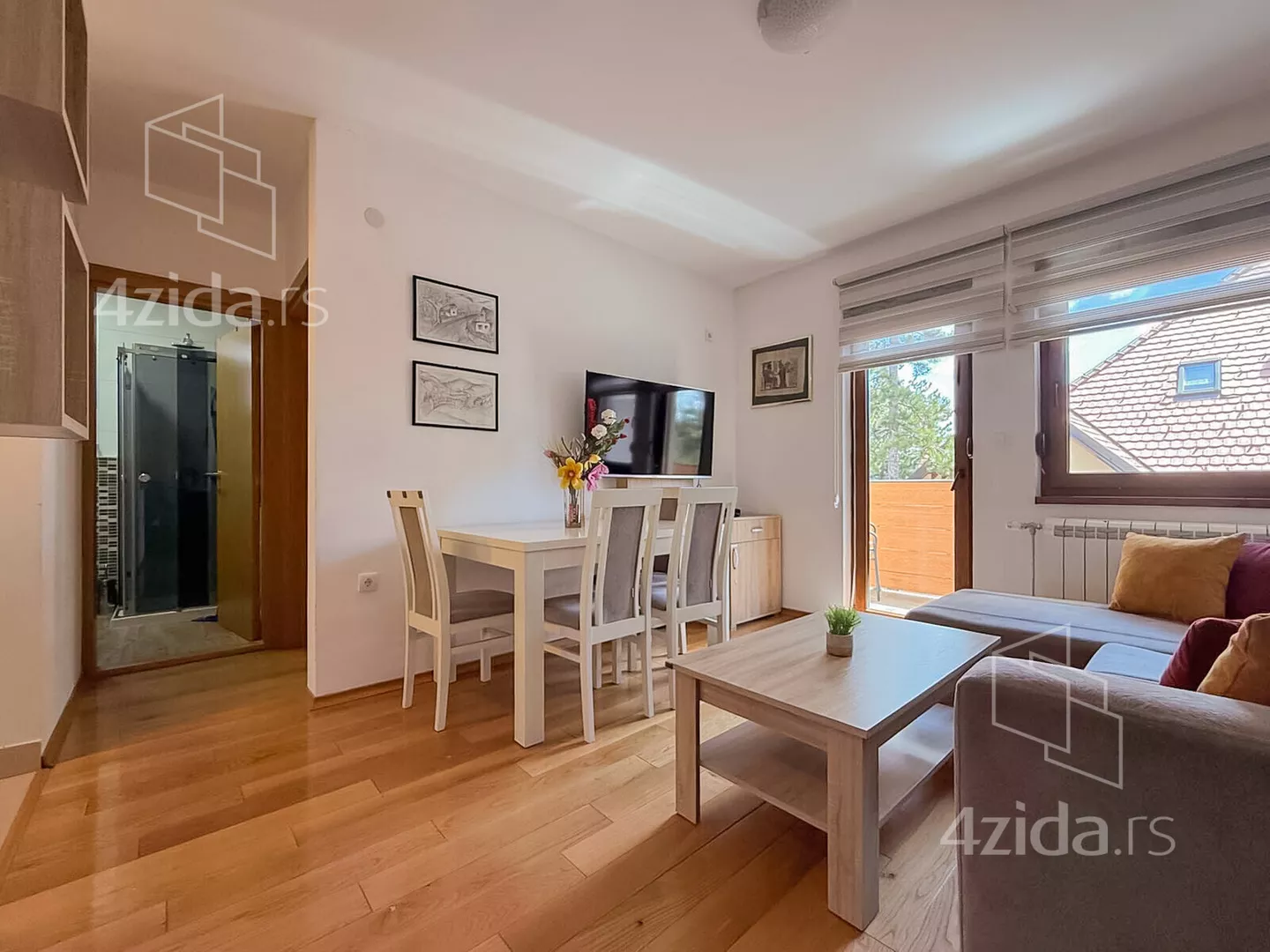 Jednoiposoban stan | 4zida