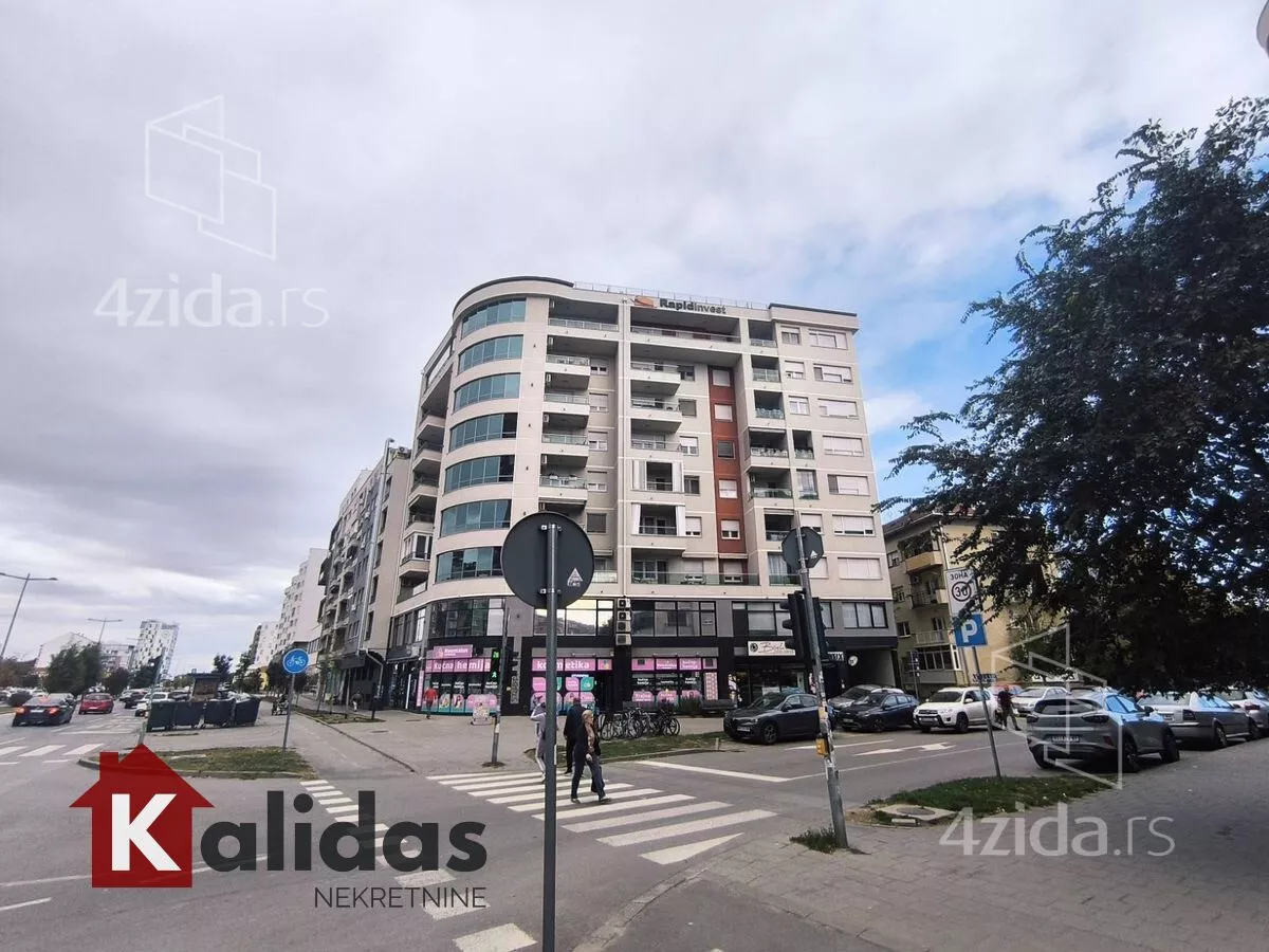 Troiposoban stan | 4zida