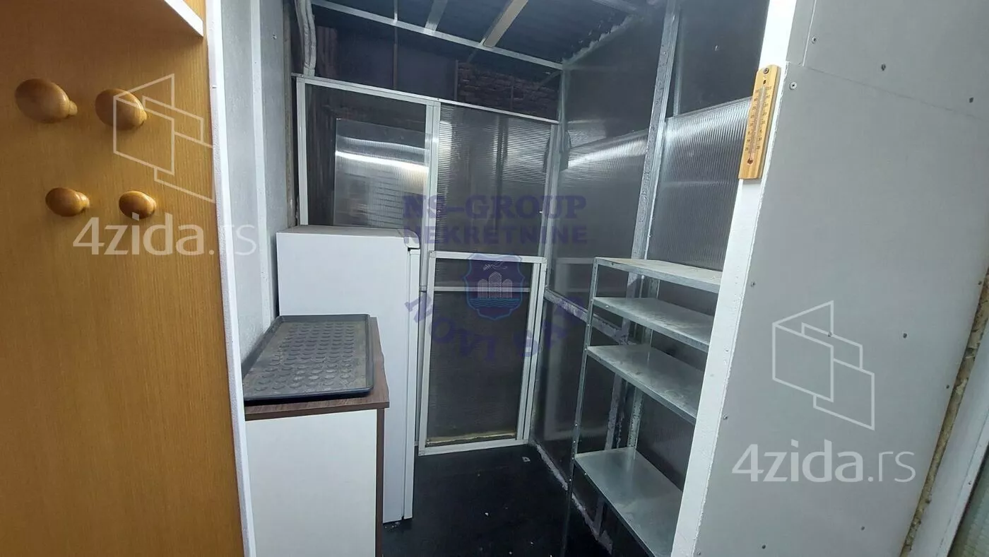 Troiposoban stan | 4zida