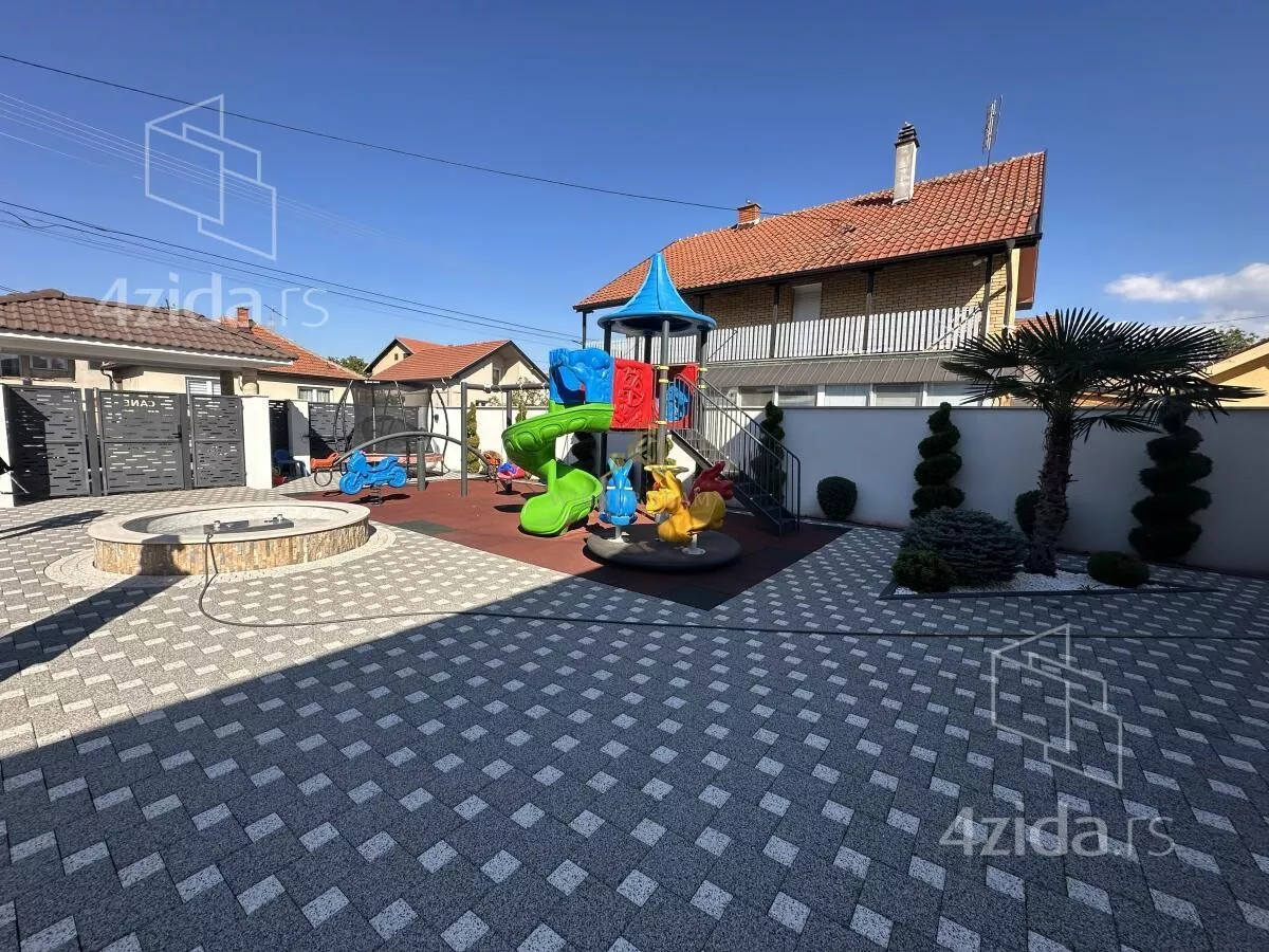 Kuća | 4zida