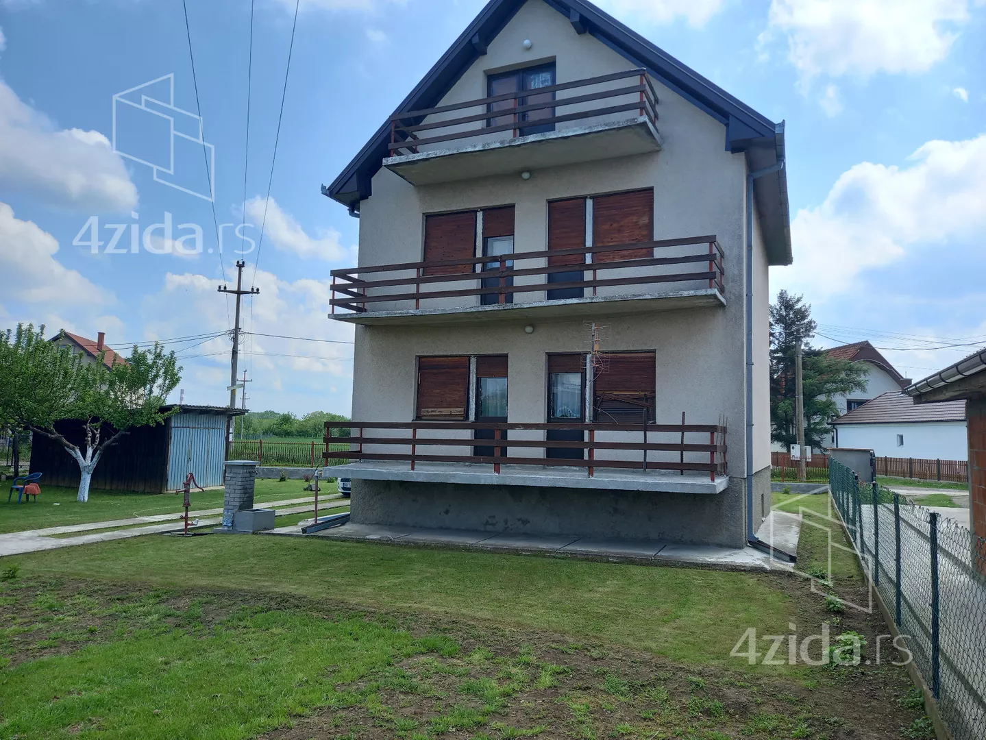 3-etažna kuća | 4zida