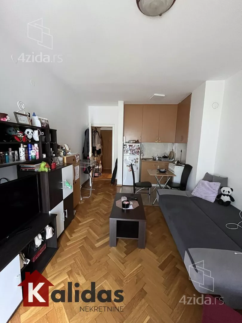 Garsonjera | 4zida