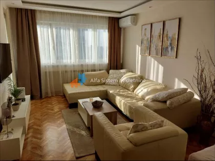 Gradska Bolnica | 4zida.rs