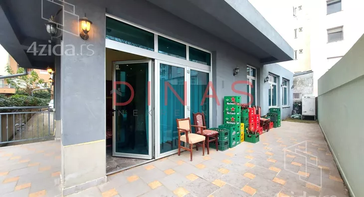 Poslovni prostor | 4zida