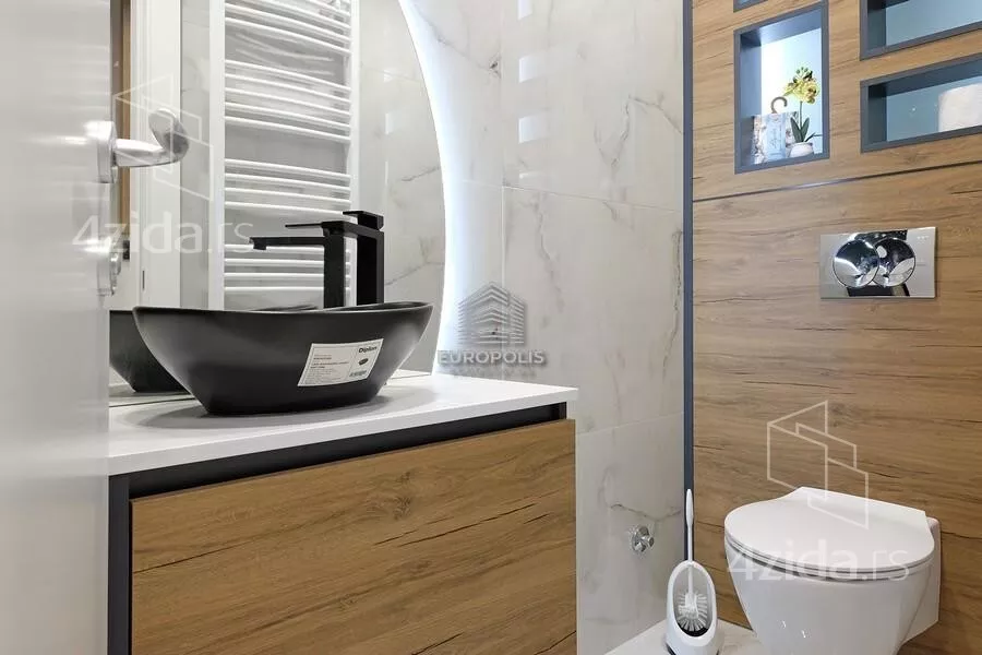 Četvorosoban stan | 4zida