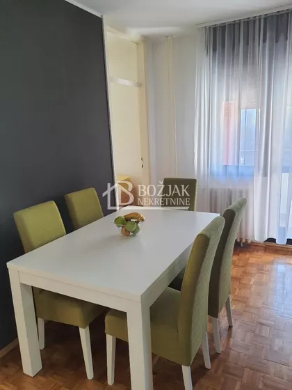 Bagljaš | 4zida.rs