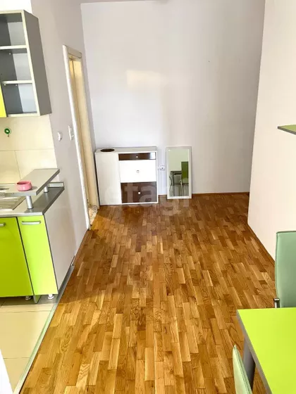 Južni Bulevar | 4zida.rs