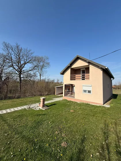 Radovana Ivanovića 1 | 4zida.rs