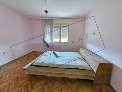 Miločaj | 4zida.rs