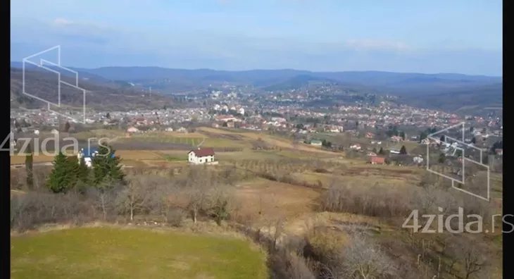 Plac | 4zida