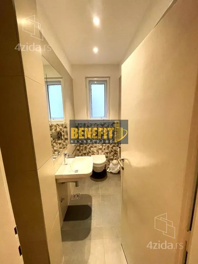 Petosoban stan | 4zida