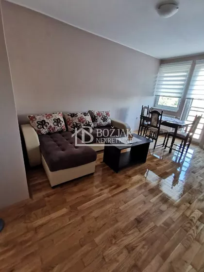 Štrosmajerova | 4zida.rs