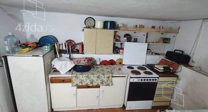 3-etažna kuća | 4zida