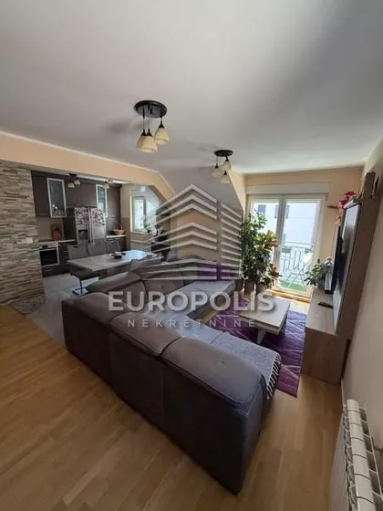 Stan na prodaju · 101 m² · Cvetanova Ćuprija, Zvezdara opština, Beograd