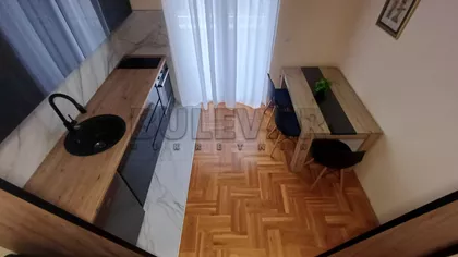 Momčila Milovanovića | 4zida.rs