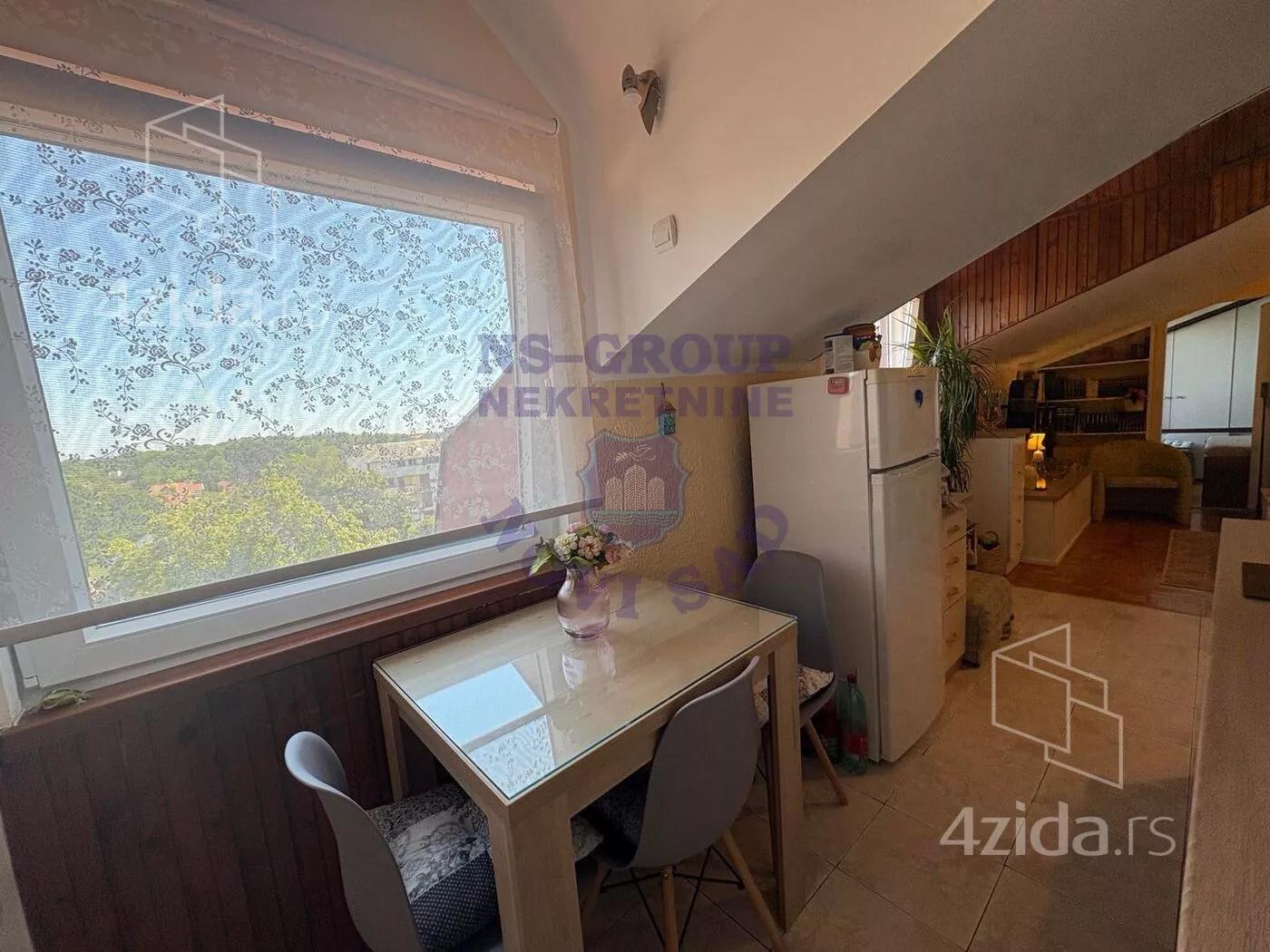 Jednoiposoban stan | 4zida