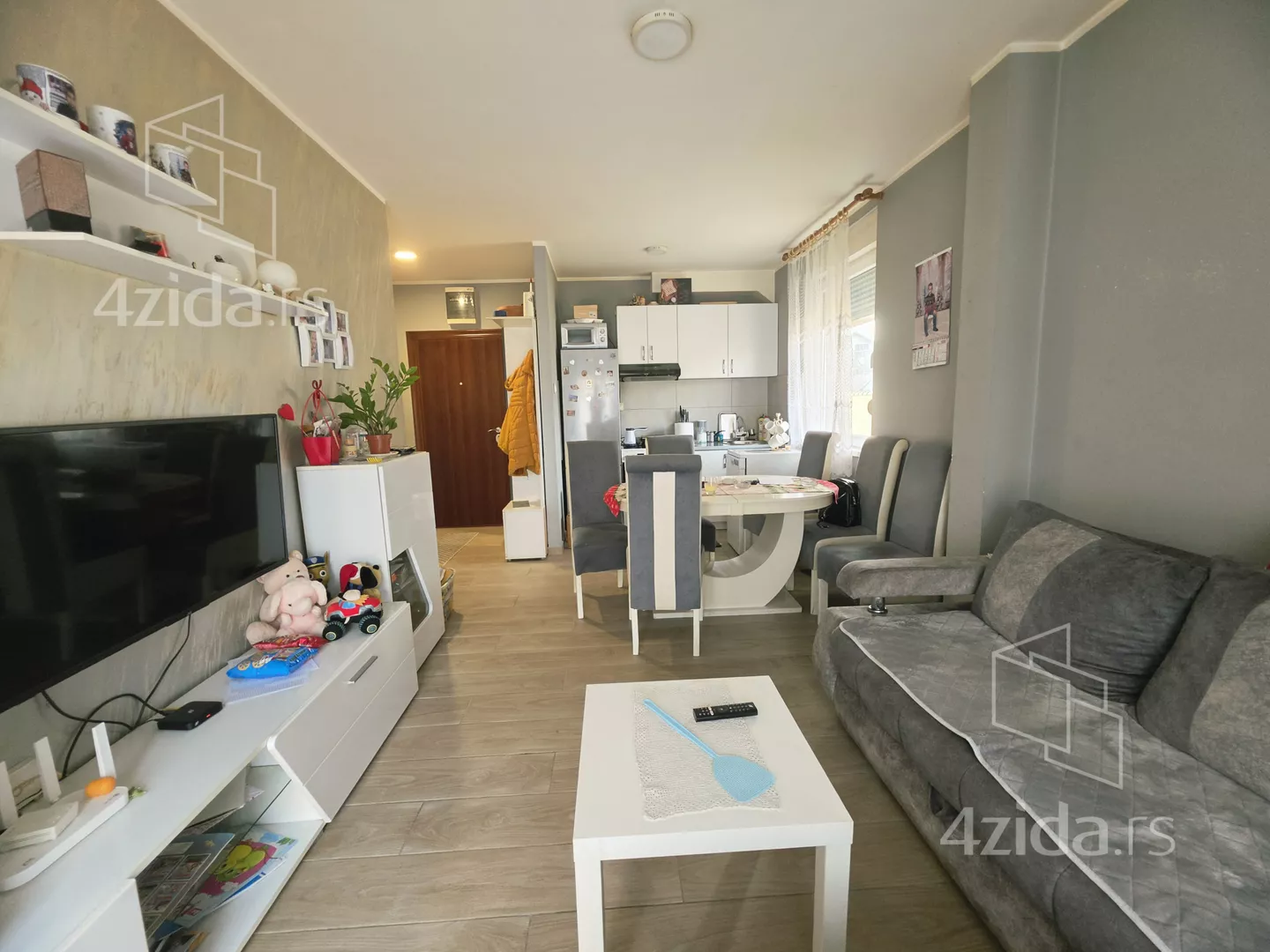 Jednoiposoban stan | 4zida