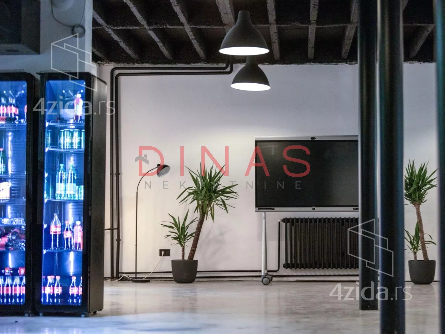 Poslovni prostor | 4zida